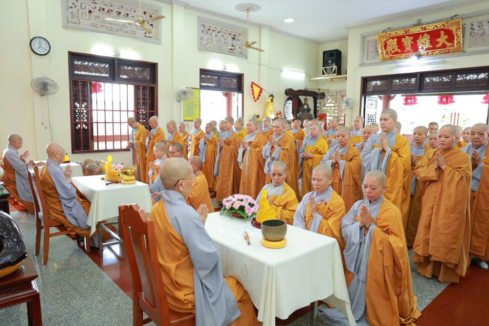 TP.HCM: Hơn 100 hành giả an cư tác pháp tự tứ tại Ni viện Vạn Hạnh