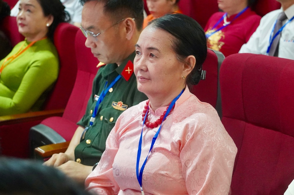 Hà Tĩnh: Thượng tọa Thích Chiếu Tuệ được suy cử tân Trưởng ban Trị sự GHPGVN tỉnh, nhiệm kỳ 2026-2031插图77