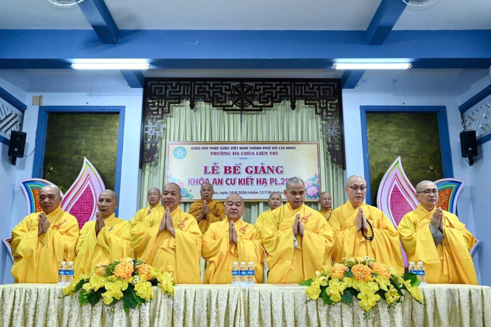 TP.HCM: Trường hạ chùa Liên Trì, Vạn Phước tạ pháp khóa An cư kiết hạ Phật lịch 2570