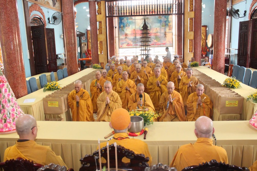 TP.HCM: Tổ đình chùa Vạn Thọ trang nghiêm tổ chức lễ Tự tứ - Mãn hạ và Dâng y Ca-sa mùa Vu Lan - Báo hiếu