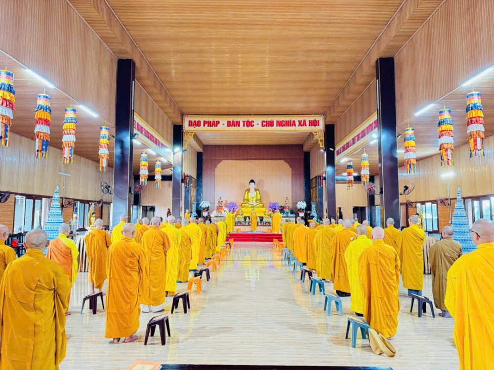 Đồng Nai: Chư Tăng trường hạ chùa Tỉnh Hội trang nghiêm cử hành lễ Bố-tát tụng giới kỳ cuối trong mùa An cư PL.2570