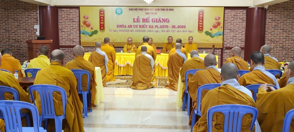 Cà Mau: Trang nghiêm lễ bế giảng khóa An cư Kiết hạ PL.2570