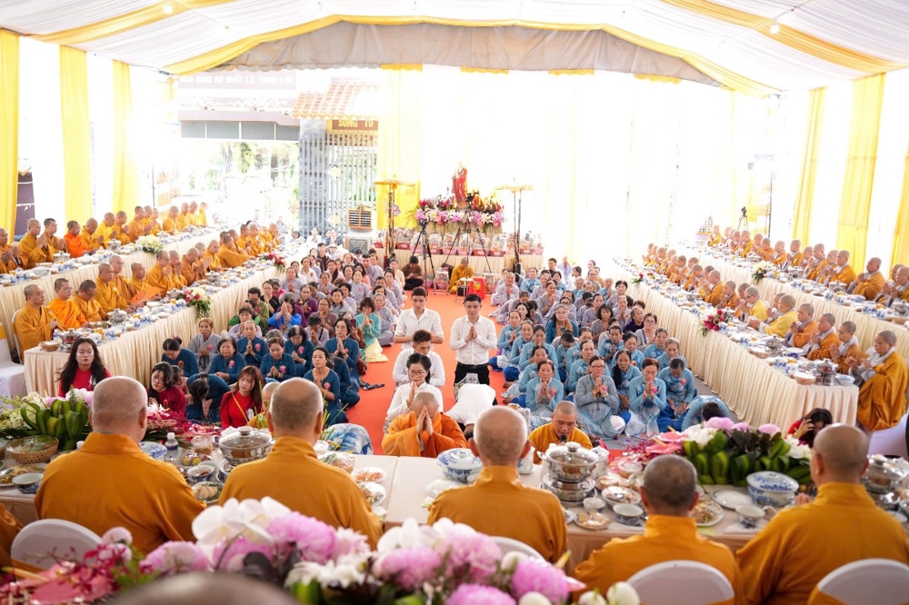 Vĩnh Long: Chùa Giác Long trang nghiêm tổ chức Đại lễ Vu lan Báo hiếu PL.2570