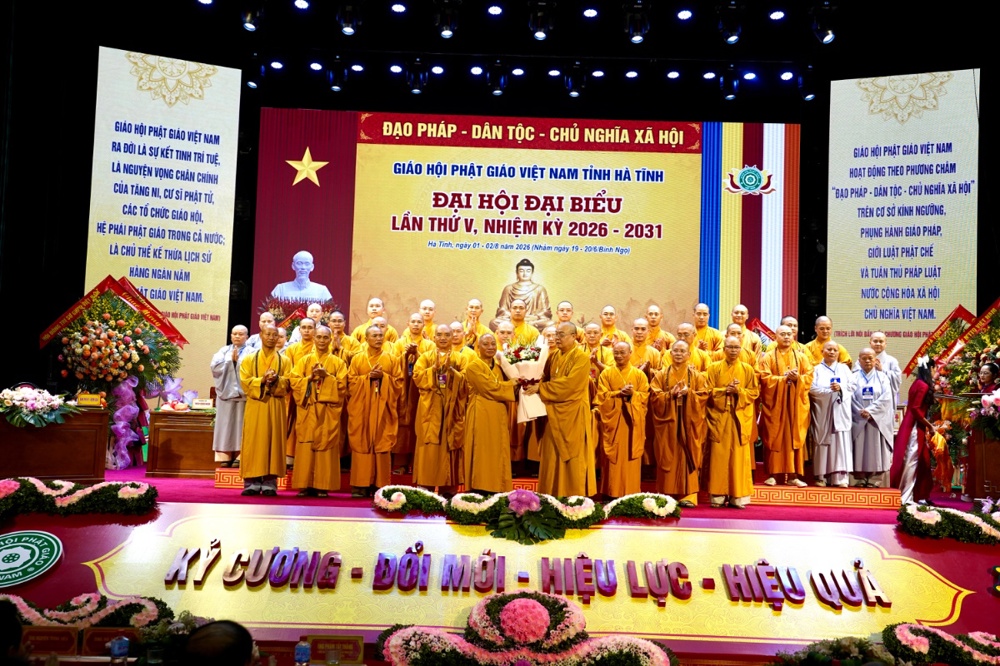 Hà Tĩnh: Thượng tọa Thích Chiếu Tuệ được suy cử tân Trưởng ban Trị sự GHPGVN tỉnh, nhiệm kỳ 2026-2031插图101