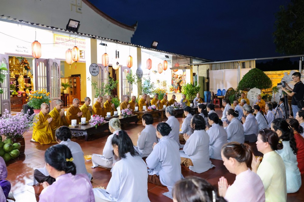 Tây Ninh: Đạo tràng Phước Trí thiêng liêng đêm hội hoa đăng mùa Vu Lan báo hiếu