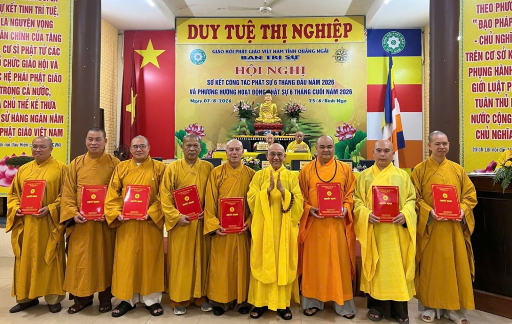 Quảng Ngãi: Ban Trị sự GHPGVN tỉnh sơ kết công tác Phật sự 6 tháng đầu năm và công bố nhân sự nhiệm kỳ 2026 – 2031