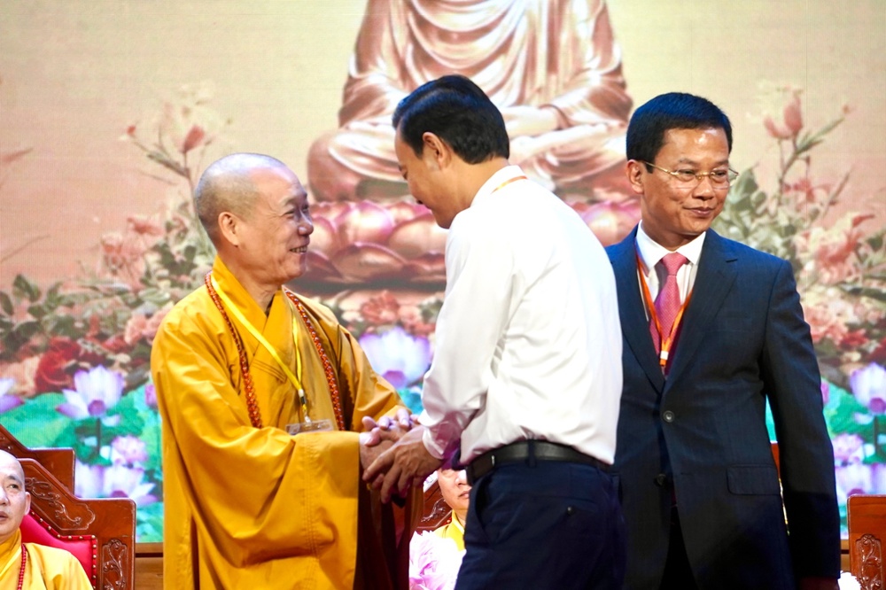 Hà Tĩnh: Thượng tọa Thích Chiếu Tuệ được suy cử tân Trưởng ban Trị sự GHPGVN tỉnh, nhiệm kỳ 2026-2031插图88