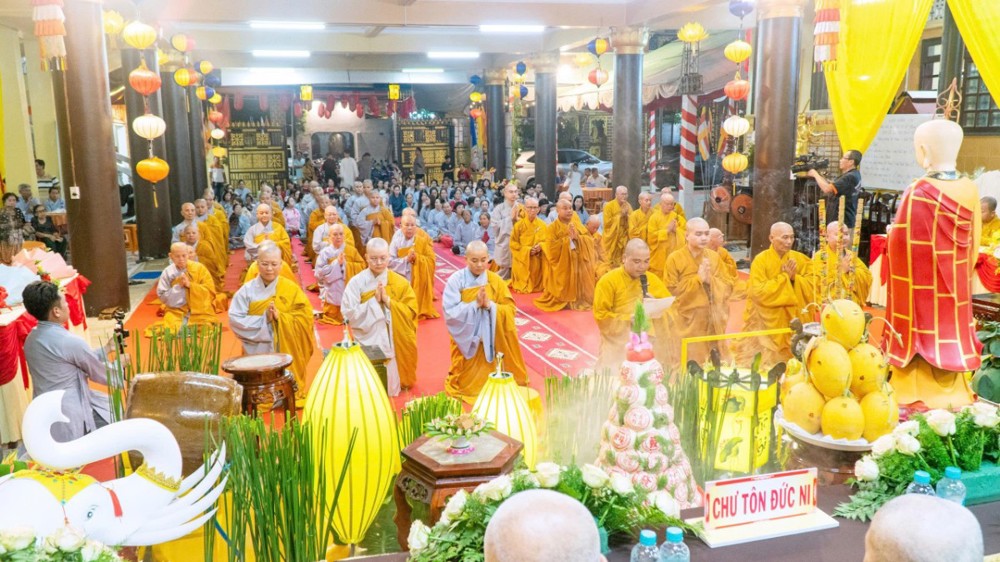 Cần Thơ: Trang nghiêm lễ tạ pháp mãn hạ tại hai trường hạ chùa Khánh Sơn và chùa Đại Giác PL.2570 - DL.2026