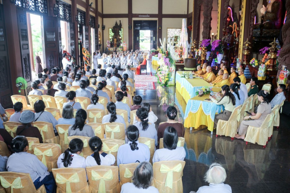 Lâm Đồng: Trường hạ Tổ đình Quảng Ân tổ chức lễ Tự tứ mãn hạ và Đại lễ Vu lan Báo hiếu PL.2570