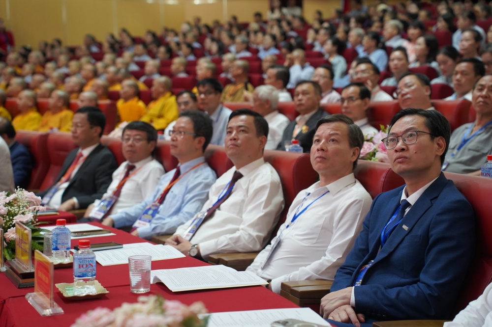 Hà Tĩnh: Thượng tọa Thích Chiếu Tuệ được suy cử tân Trưởng ban Trị sự GHPGVN tỉnh, nhiệm kỳ 2026-2031插图75