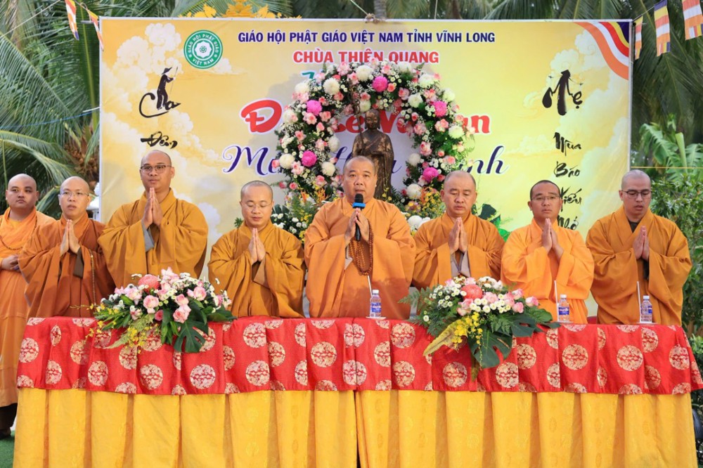 Vĩnh Long: Chùa Thiên Quang trang nghiêm tổ chức Đêm Hội Vu Lan – Cài Hoa Hiếu Hạnh PL. 2570 – DL. 2026