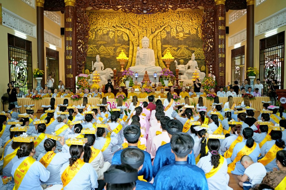 Cần Thơ: Chùa Viên Minh trang nghiêm tổ chức lễ Vu lan báo hiếu và dâng cúng pháp y