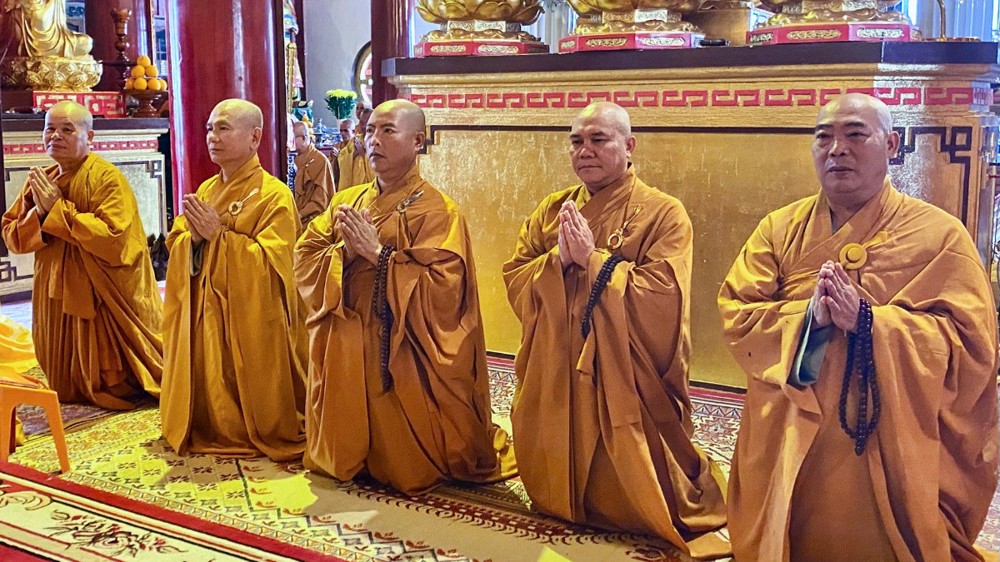 Quảng Ngãi: Lễ Bố-tát tại hạ trường chùa Huệ Chiếu