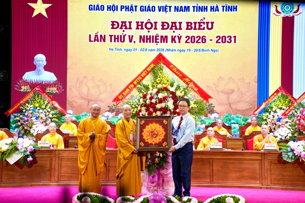 Hà Tĩnh: Thượng tọa Thích Chiếu Tuệ được suy cử tân Trưởng ban Trị sự GHPGVN tỉnh, nhiệm kỳ 2026-2031插图61