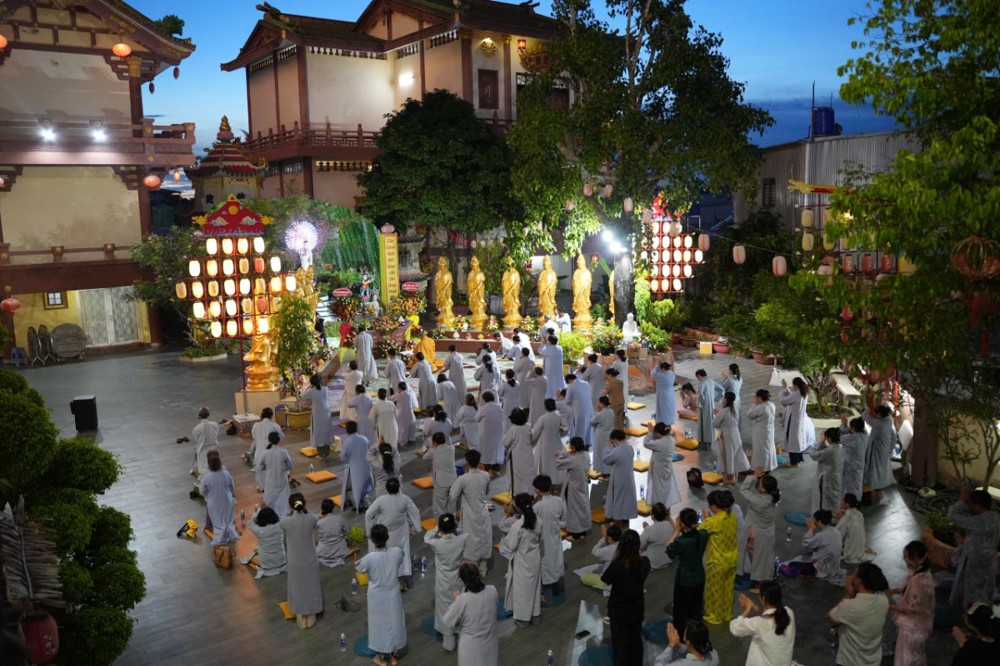 An Giang: Chùa Bửu Khánh trang nghiêm tổ chức lạy Ngũ bách danh nhân lễ vía Bồ tát Quán Thế Âm thành đạo