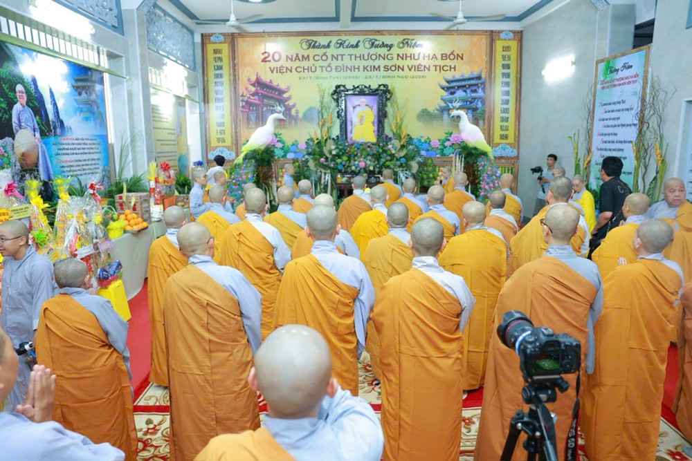 TP. HCM: Trang nghiêm lễ húy kỵ lần thứ 20 Ni trưởng Thích Nữ Như Bổn - Viện chủ chùa Kim Sơn
