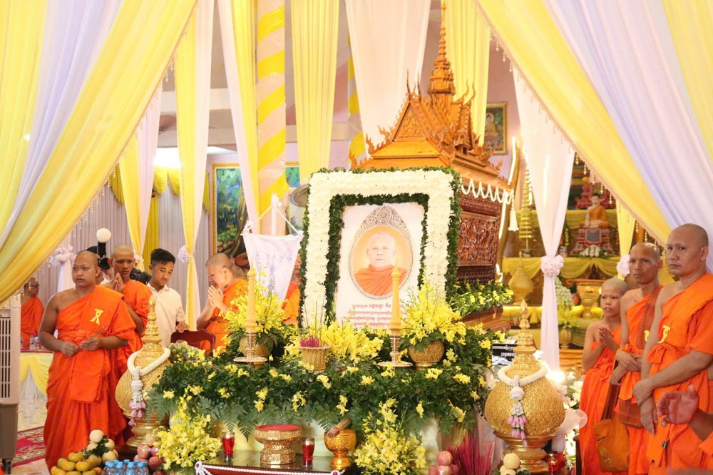 Vĩnh Long: Ban Trị sự GHPGVN tỉnh viếng tang Hòa thượng Kim Ngọc Toàn 