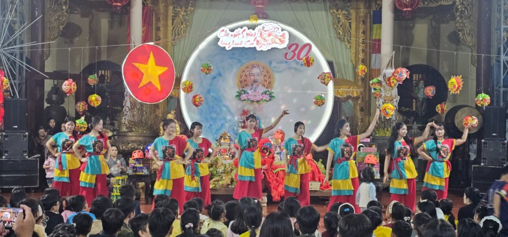 Đồng Nai: Tổ đình Đức Bổn A Lan Nhã tổ chức Đêm hội Trung thu “Cho mắt Stiêng long lanh Cao Nguyên”