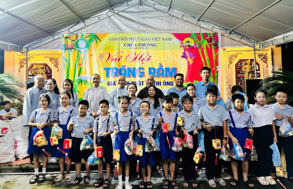 Quảng Trị: Chùa Thi Ông tổ chức “Đêm hội Trăng rằm” cho thiếu nhi