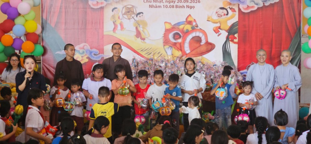 Đồng Nai: Chùa Thanh Hoa tổ chức chương trình “Trung thu cho em”