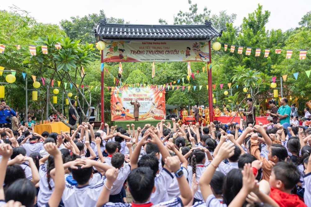 Lâm Đồng: Thiện nguyện Thường Chiếu tổ chức chương trình Trung thu cho học sinh Phân hiệu Hàm Phú 2