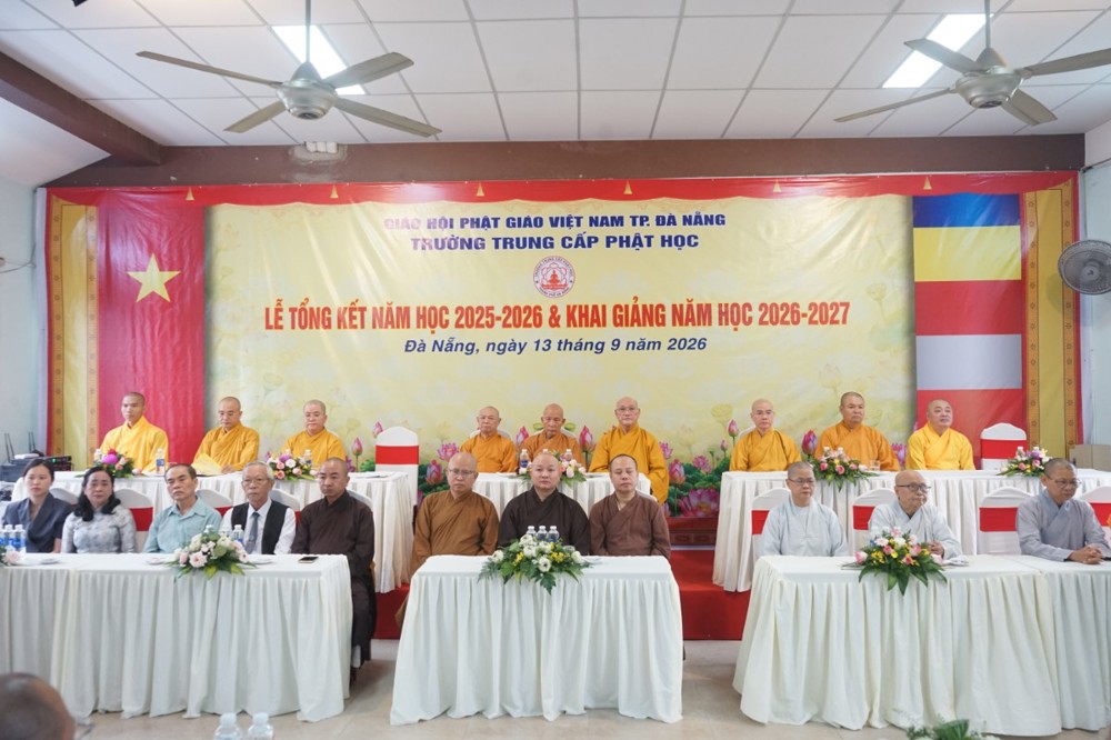 Đà Nẵng: Trường Trung cấp Phật học khai giảng năm học mới