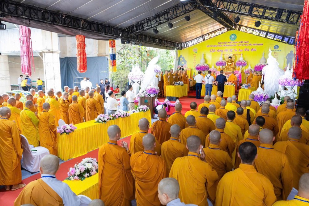 TP. Hồ Chí Minh: Trang nghiêm Đại lễ Vu lan Báo hiếu PL. 2570 do Hội Từ thiện Chùa Tường Nguyên và CTY Địa ốc Phú Long tổ chức