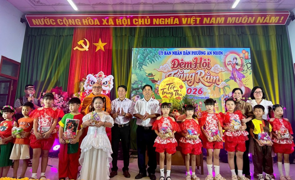 Gia Lai: Tịnh xá Ngọc Duyên trao 1.500 phần quà Trung thu đến thiếu nhi