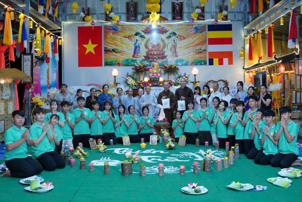 Đồng Nai: Đêm Thiền trà – lắng tâm trong ánh đạo