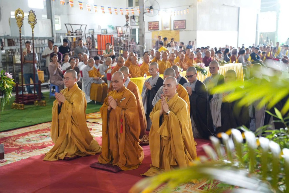 Cần Thơ: Chùa Phật Học 2 tổ chức bổ nhiệm Trụ trì, Đại lễ Vu Lan và dâng y Cà-sa