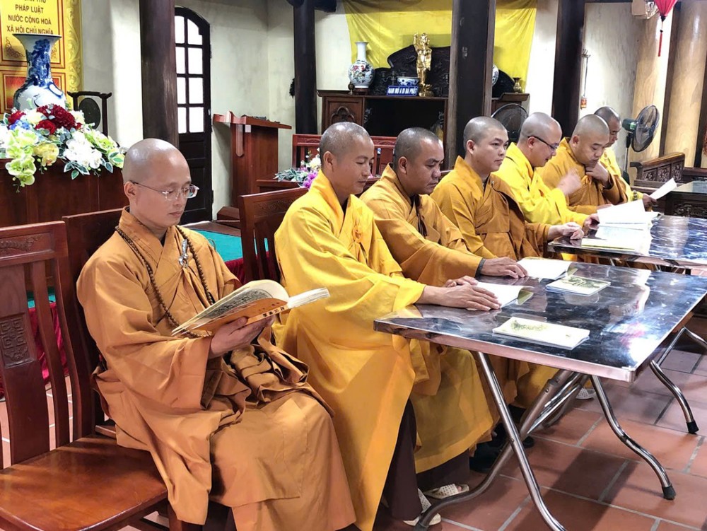 Ninh Bình: Chư hành giả an cư tại hạ trường chùa Phúc Long trang nghiêm cử hành lễ Thuyết giới nhân ngày Trưởng tịnh