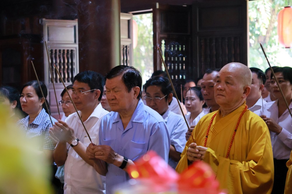 Tây Ninh: Trang nghiêm lễ húy kỵ cố Ni trưởng Thích Nữ Đạt Tâm tại chùa Pháp Minh