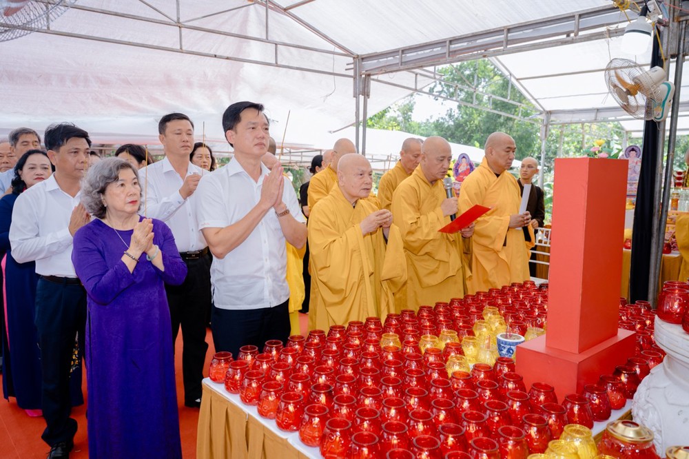 Trang nghiêm lễ tưởng niệm, cầu siêu Anh hùng Liệt sĩ và đồng bào tử nạn tại biển đảo Phú Quốc