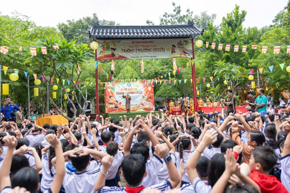 Lâm Đồng: Thiện nguyện Thường Chiếu tổ chức chương trình Trung thu cho học sinh Phân hiệu Hàm Phú 2