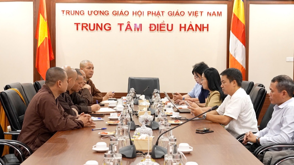 Hà Nội: Văn phòng TƯ GHPGVN họp bàn chuẩn bị Hội thảo Khoa học “Phật giáo Việt Nam tham gia hoạt động đối ngoại nhân dân”