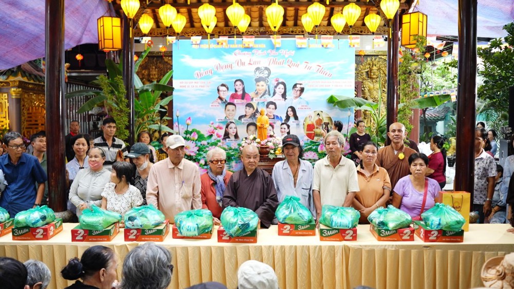 TP.HCM: Chùa Giác Tánh tổ chức chương trình “Đồng vọng Vu lan” trao 600 phần quà đến người dân khó khăn 