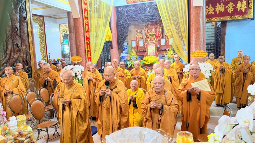 TP.HCM: Tổ đình Vạn Thọ trang nghiêm tưởng niệm húy kỵ lần thứ 42 Tổ khai sơn – Hòa thượng Thích Thiện Tường