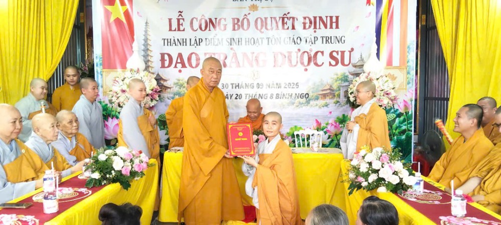 Cà Mau: Công bố Quyết định thành lập Điểm sinh hoạt tôn giáo tập trung Đạo tràng Dược Sư