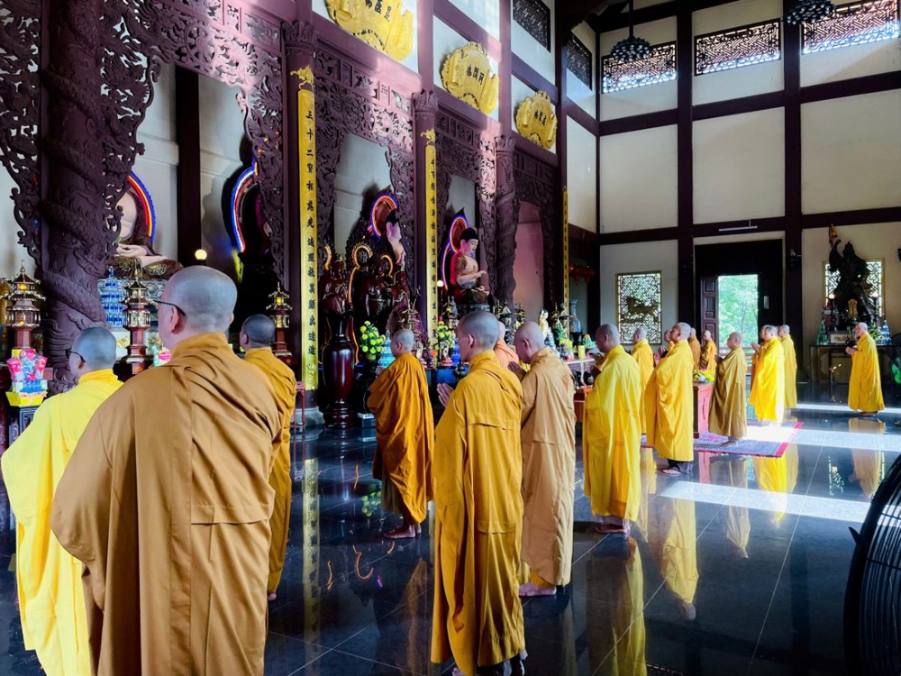 Lâm Đồng: Chư Tăng Ban Đại diện Phật giáo liên xã Hàm Tân bố tát định kỳ