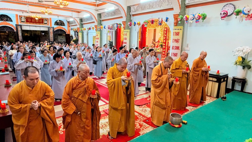 TP.HCM: Tổ đình chùa Vạn Thọ tổ chức lễ vía Bồ-tát Quán Thế Âm ngày 19-9 âm lịch