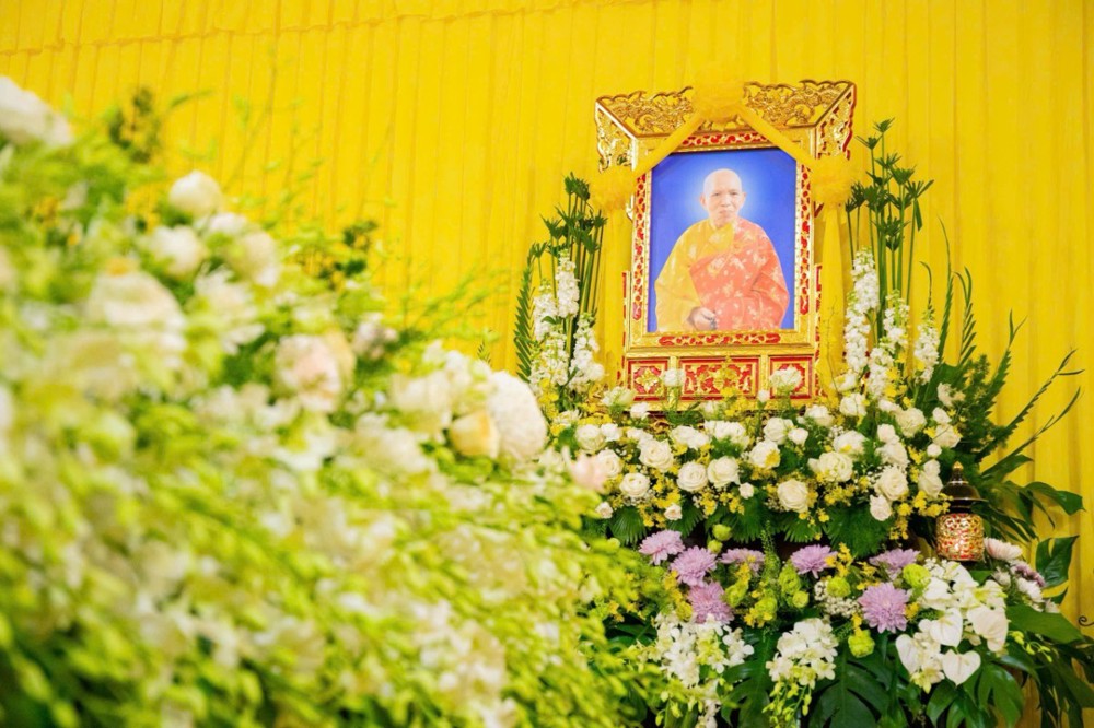 Đắk Lắk: Trang nghiêm lễ cung tiễn nhục thân Hòa thượng Thích Đồng Tiến nhập kim quan