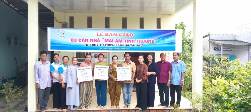 Cà Mau: Quỹ từ thiện Làng Ta bàn giao 3 căn nhà tình thương tại phường An Xuyên