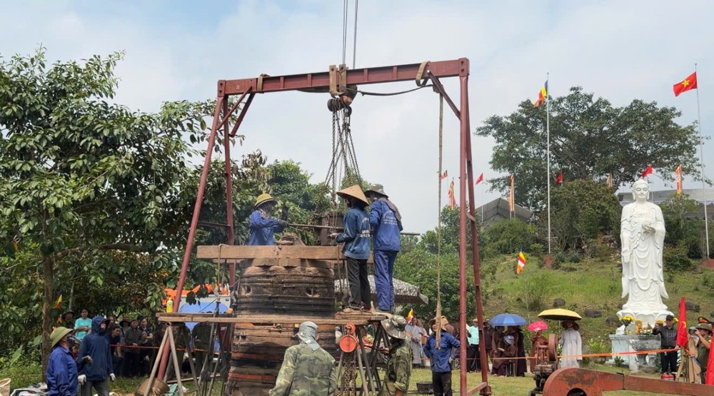 Thái Nguyên: Chùa Đài – Khâu Lâu tự tổ chức Đại lễ rót đồng đúc Đại hồng chung