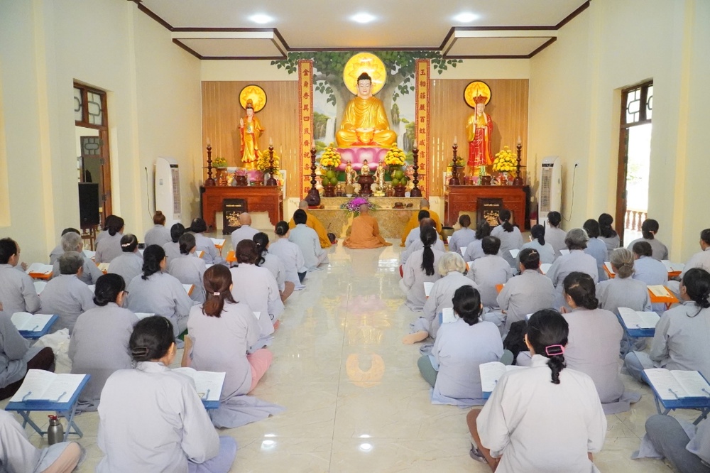 Khánh Hòa: Khóa tu “Thực hành lời Phật dạy - Thiết lập an lạc hiện tại” lần 11 do Đạo tràng Thiện Đạo tổ chức tại chùa Long Sơn